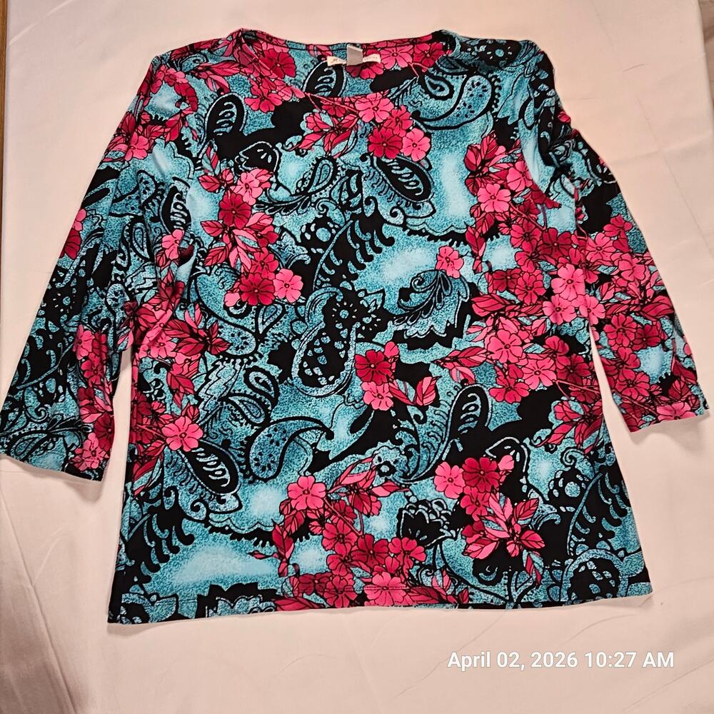 JM Collection Petite Large Floral Paisley Top 3/4 Sleeve‎ Stretch Blouse Women’s